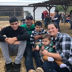 Meet your Posher, Stefanie